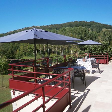 La Chomiarde Bed & Breakfast Saint-Médard-de-Presque Dış mekan fotoğraf